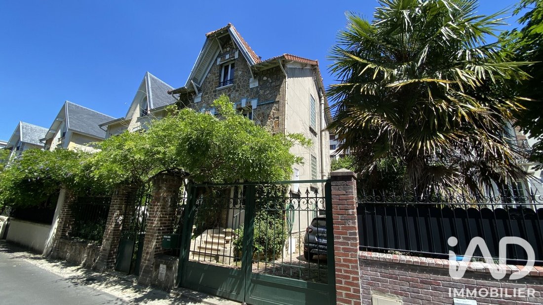House in Bois-Colombes, Ile-de-France, France 1 - 18392086