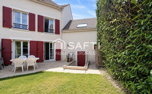 Casa a Ouest, Igny, Francia 1