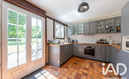 Casa a Chailly-en-Bière, Isola di Francia, Francia 1