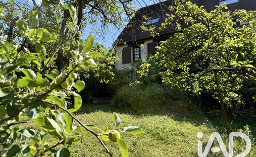 House in Sud, Igny, France 1