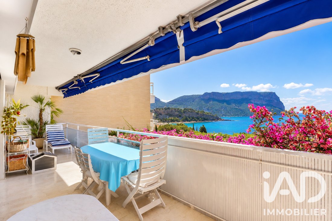 Apartment in Petite Couronne, Cassis, France 2 - 18390957