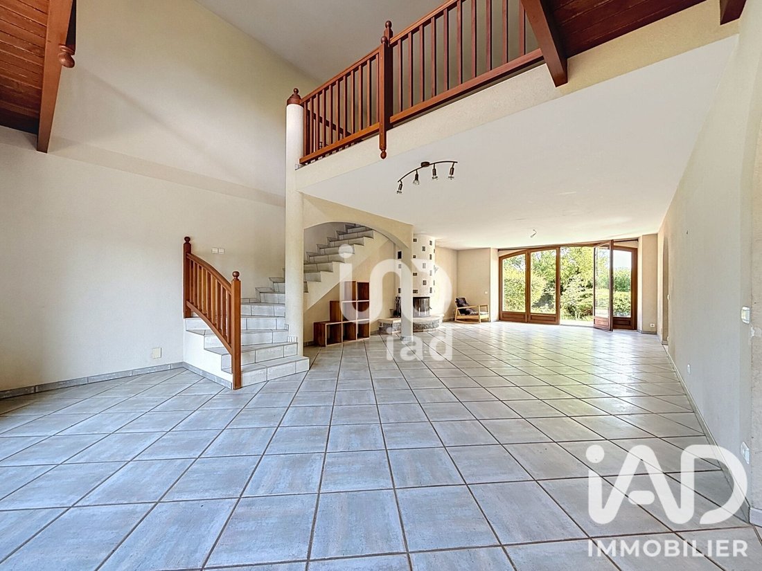 House in Sales, Auvergne-Rhône-Alpes, France 5 - 18392507