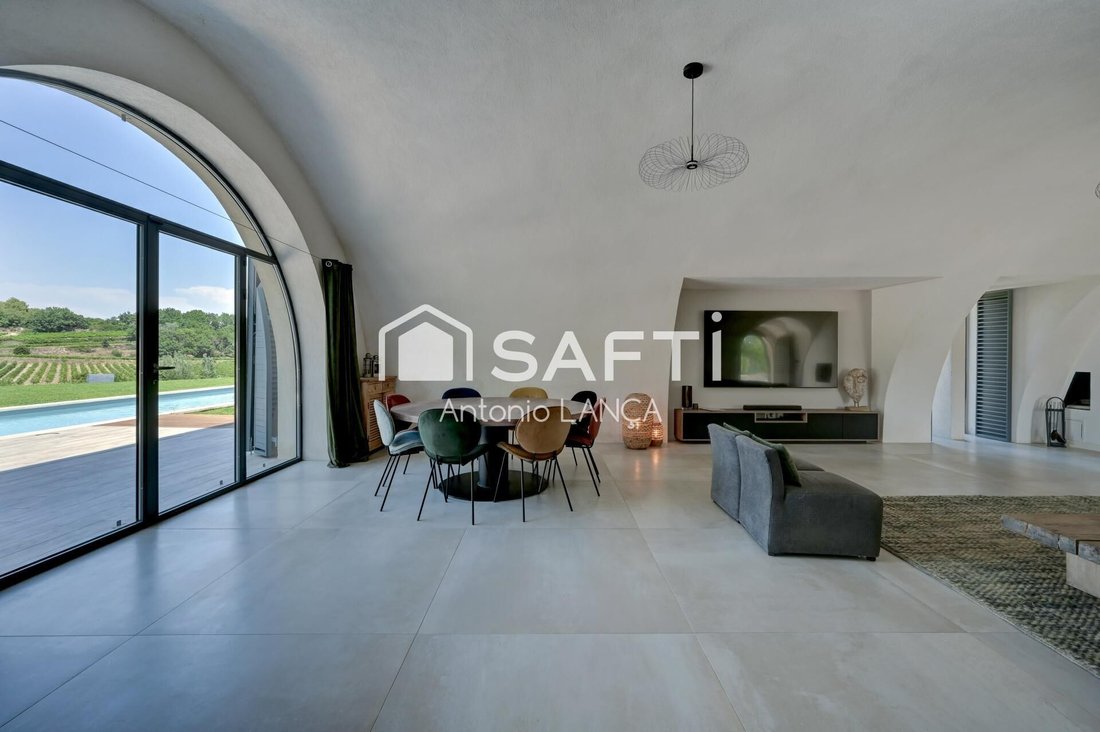 House in Granettes-Jauberte-Sainte Anne, Aix-en-Provence, France 4 - 18389734