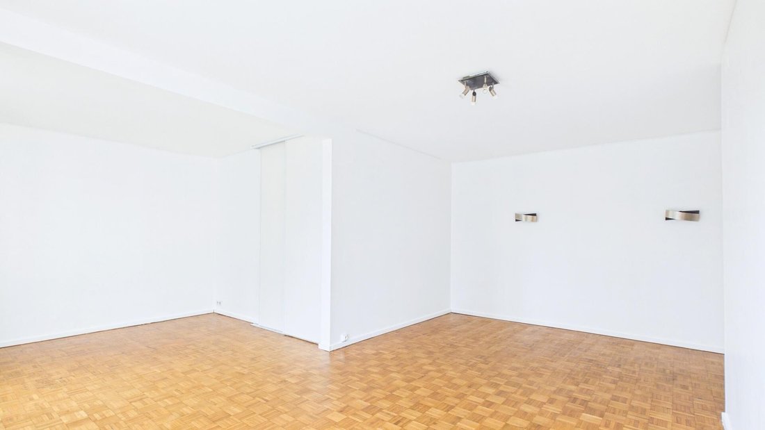 Apartment in Nogent-sur-Marne, Ile-de-France, France 2 - 18035768
