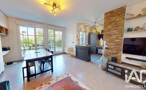 Apartment in Hachette, Le Plessis-Robinson, France 1