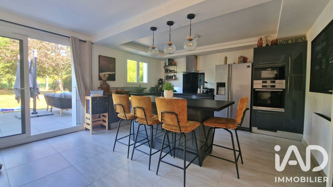 House in Nord Est, Lesigny, France 5 - 18390985