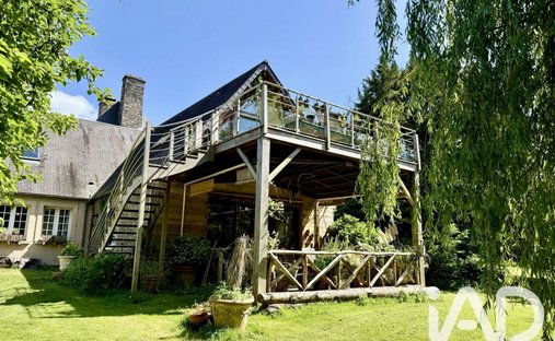 House in Balleroy-sur-Drome, Normandy, France 1