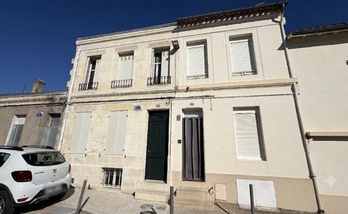 House in Libourne, Nouvelle-Aquitaine, France 1