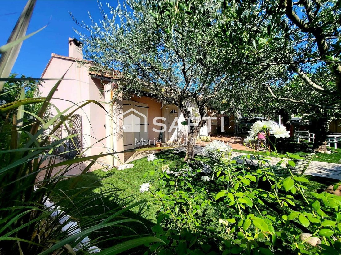 House in Ouest, Cogolin, France 1 - 17227686