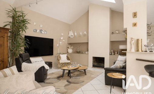 House in Saint Maurice-Fetilly, La Rochelle, France 1
