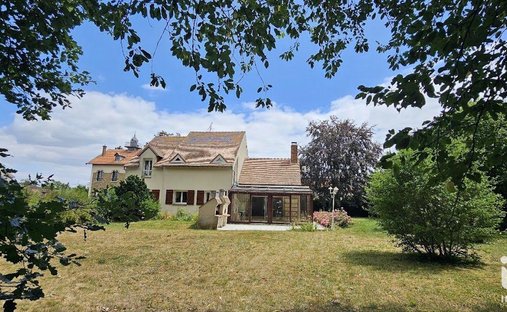 House in Arrondissement of Rambouillet, Ile-de-France, France 1