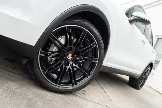 Suv in Bellevue, WA, United States 4 - 18388399