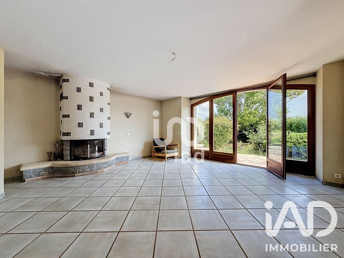 House in Sales, Auvergne-Rhône-Alpes, France 4 - 18392507