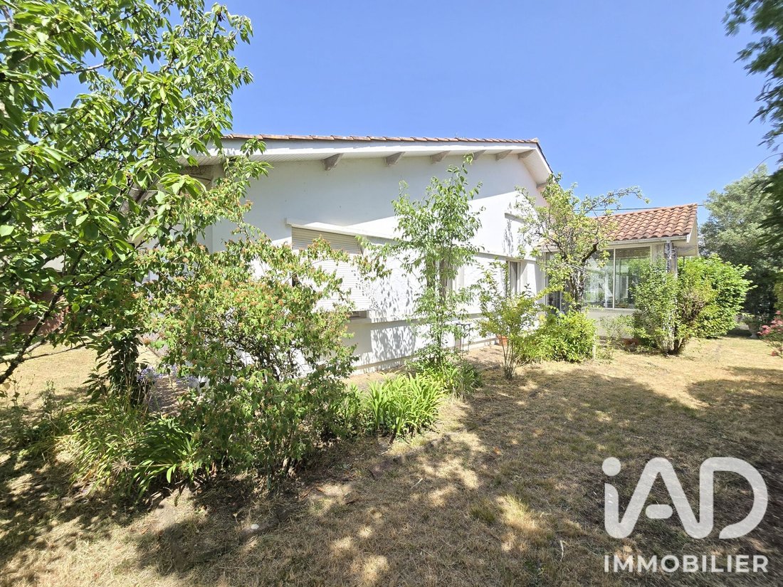 House in Talence, Nouvelle-Aquitaine, France 1 - 18392919