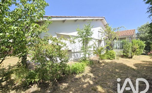 House in Talence, Nouvelle-Aquitaine, France 1