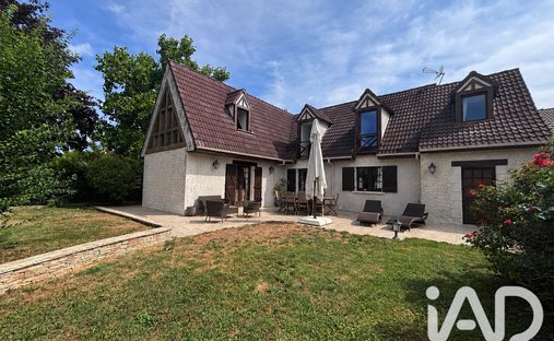 Maison à Belle Croix, Ozoir-la-Ferrière, France 1