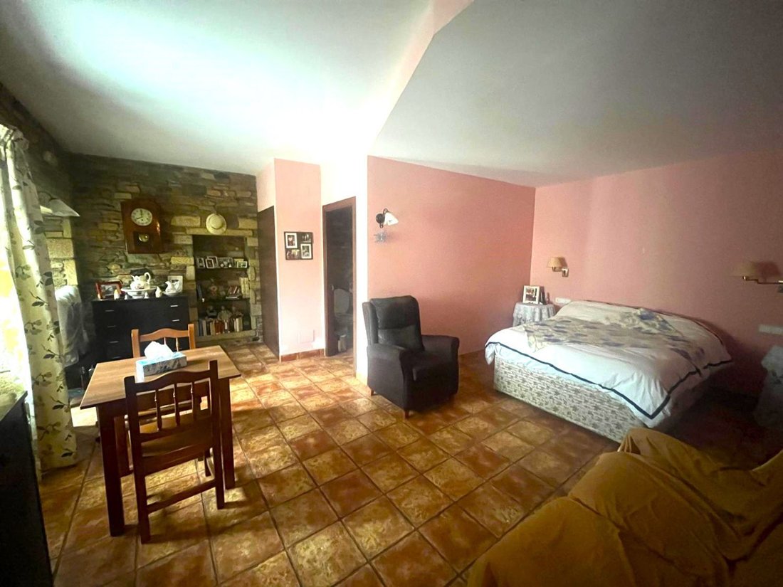 Chalet in Malpica de Bergantinos, Galicia, Spain 5 - 18389204