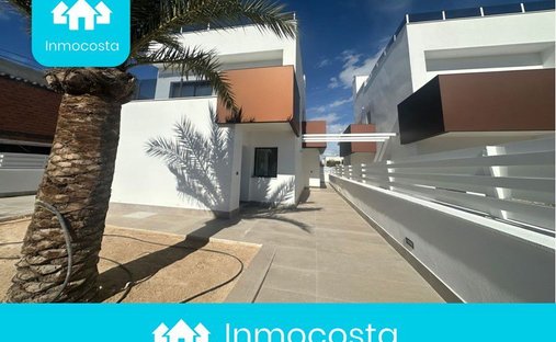 Chalet in Guardamar del Segura, Valencian Community, Spain 1