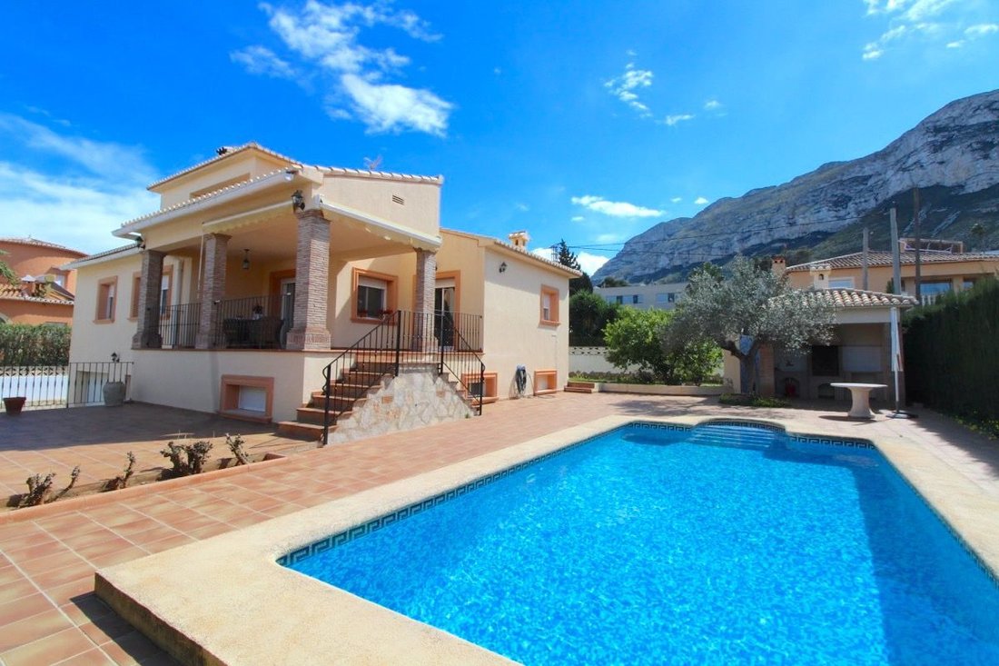 Chalet in Denia, Valencian Community, Spain 1 - 18389196