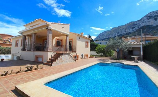 Chalet in Denia, Valencian Community, Spain 1