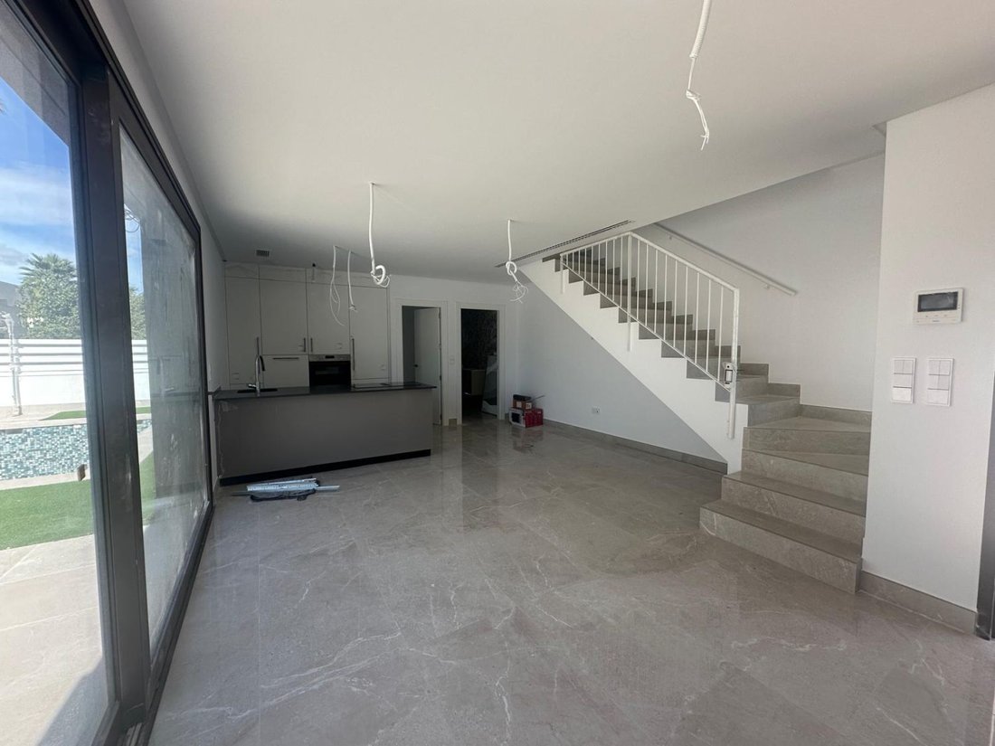 Chalet in Guardamar del Segura, Valencian Community, Spain 5 - 18389281