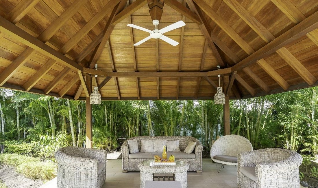 Villa in Grande Riviere Noire, Rivière Noire District, Mauritius 4 - 18389007