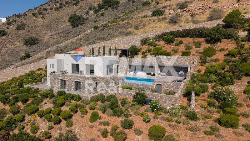 Villa in Community of Elounta, Agios Nikolaos Municipal Unit, Greece 1 - 18389033