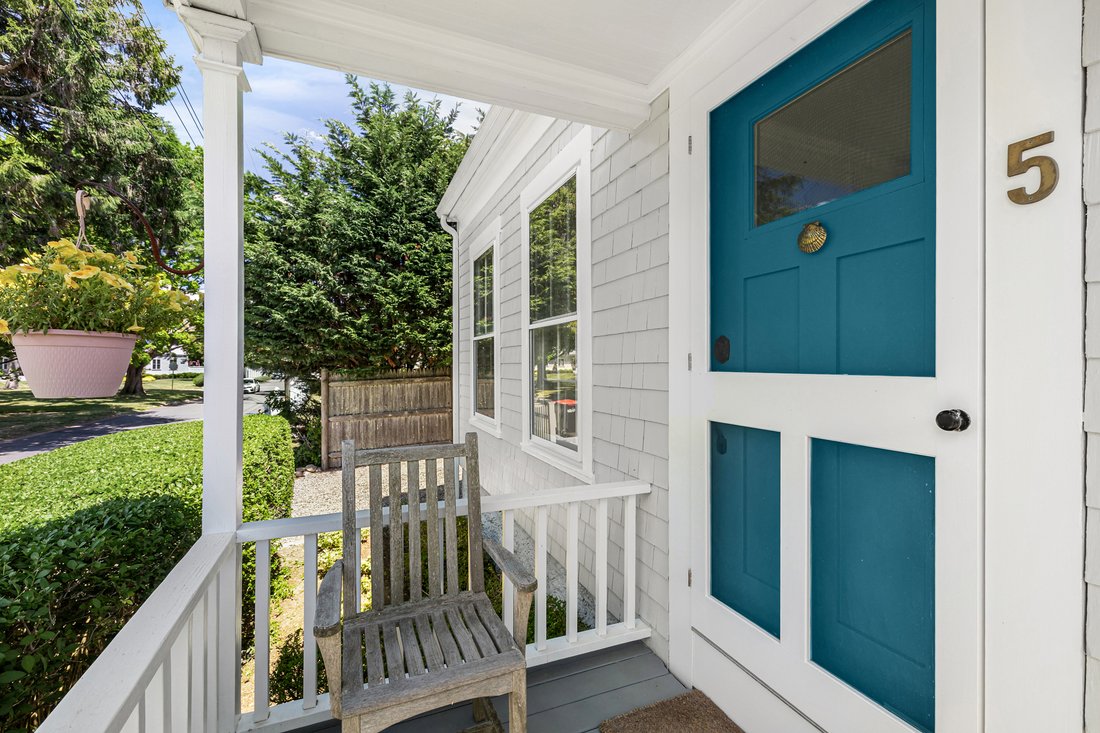 House in Dartmouth, Massachusetts, United States 4 - 18389072