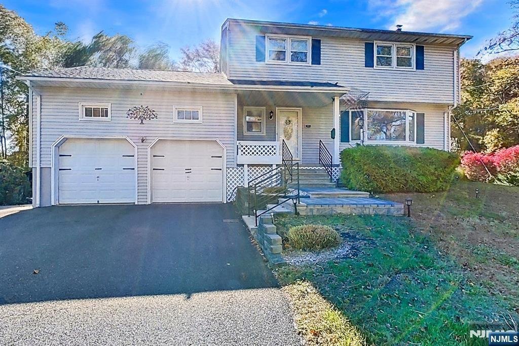 House in Roxbury Township, New Jersey, United States 3 - 18389049