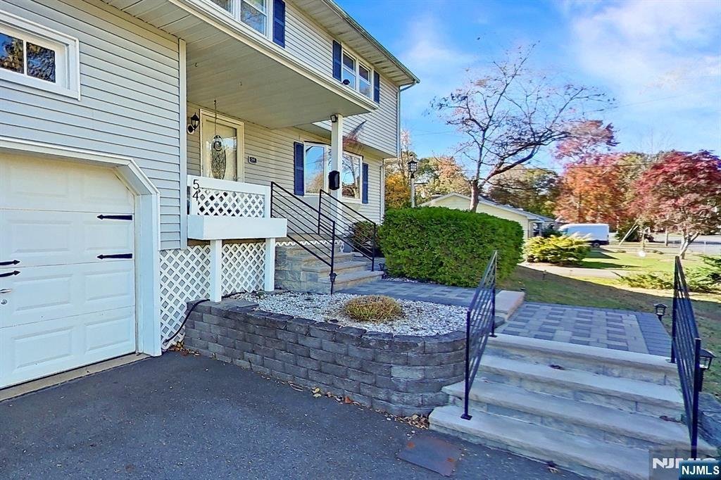 House in Roxbury Township, New Jersey, United States 4 - 18389049