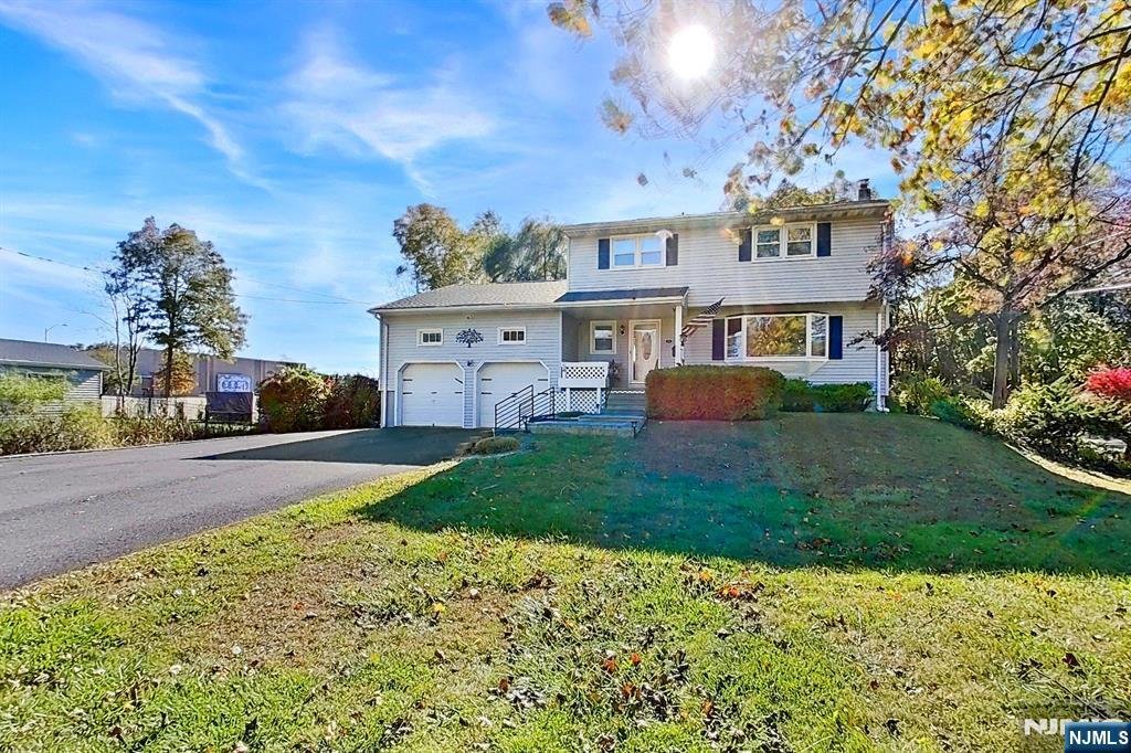 House in Roxbury Township, New Jersey, United States 1 - 18389049