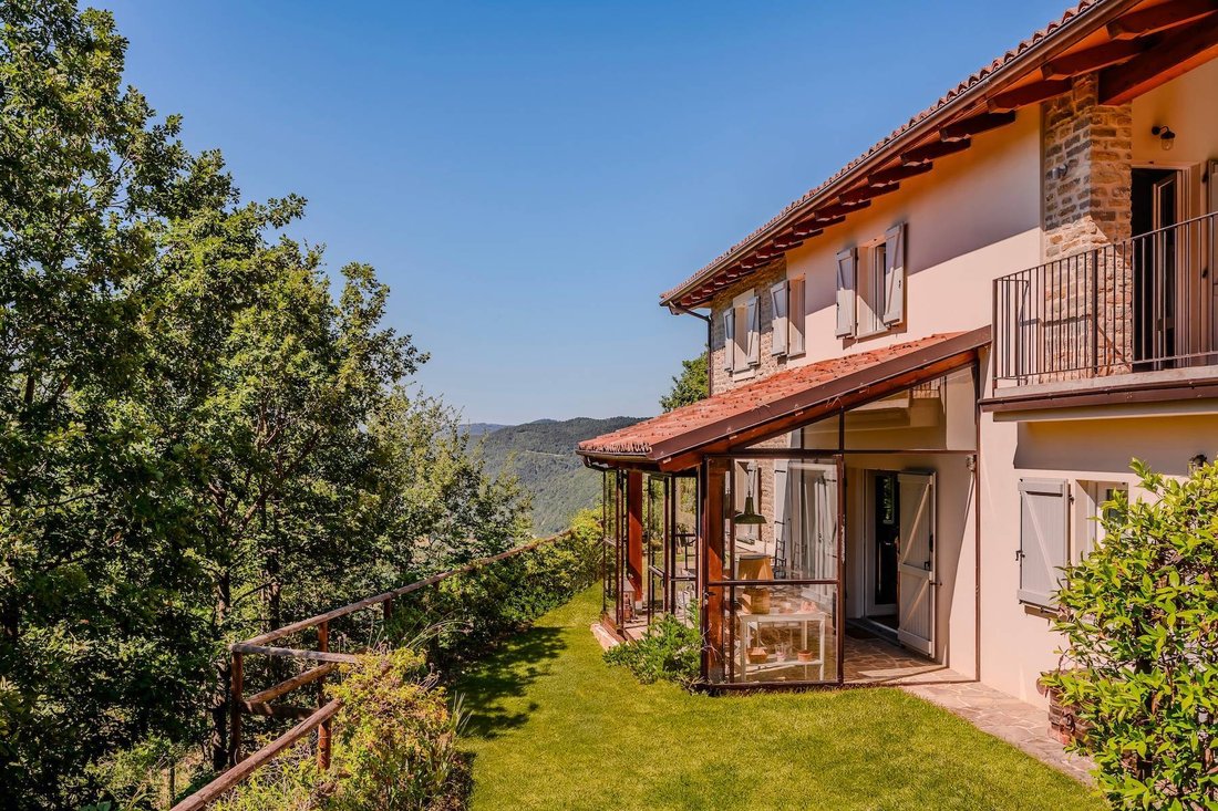 House in Cossano Belbo, Piedmont, Italy 1 - 18389312