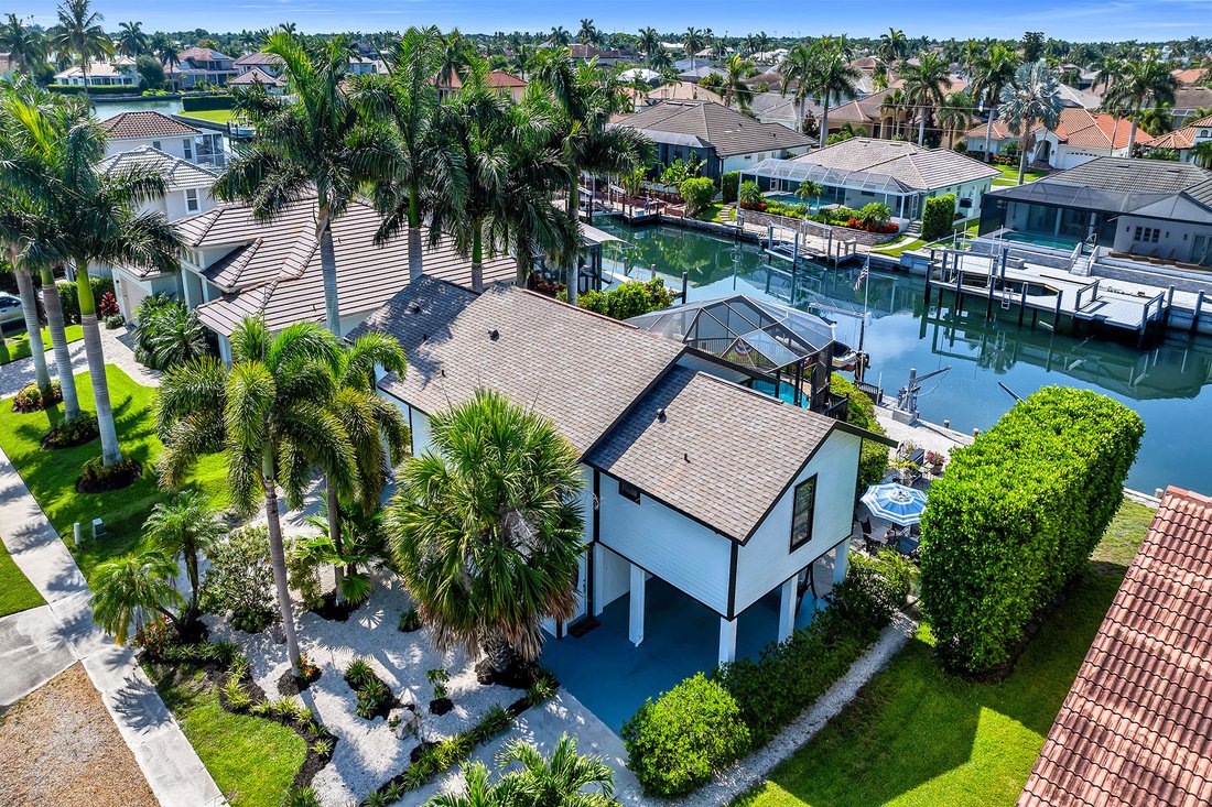Maison à Marco Island, Floride, États-Unis 1 - 18389335