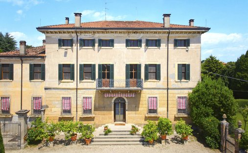 House in Buttapietra, Veneto, Italy 1