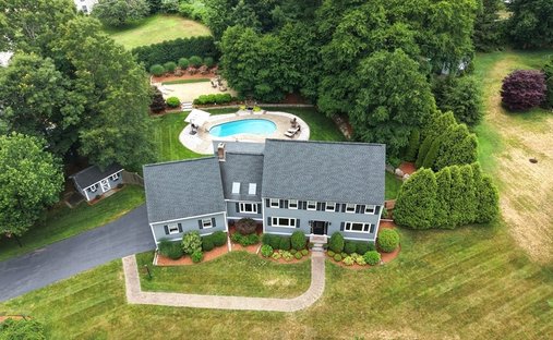 House in Pembroke, Massachusetts, United States 1
