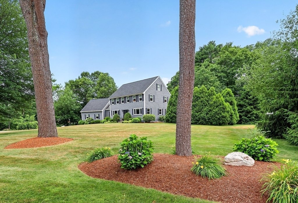 House in Pembroke, Massachusetts, United States 3 - 18389597