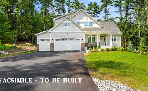 House in Bedford, New Hampshire, United States 1