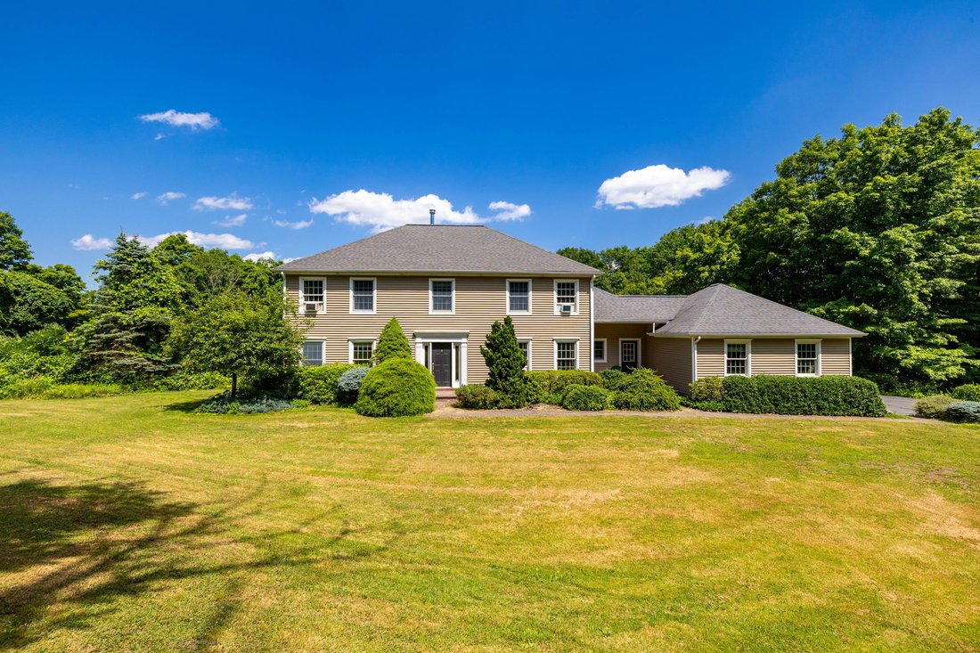 House in Woodbury, Connecticut, United States 1 - 18389459