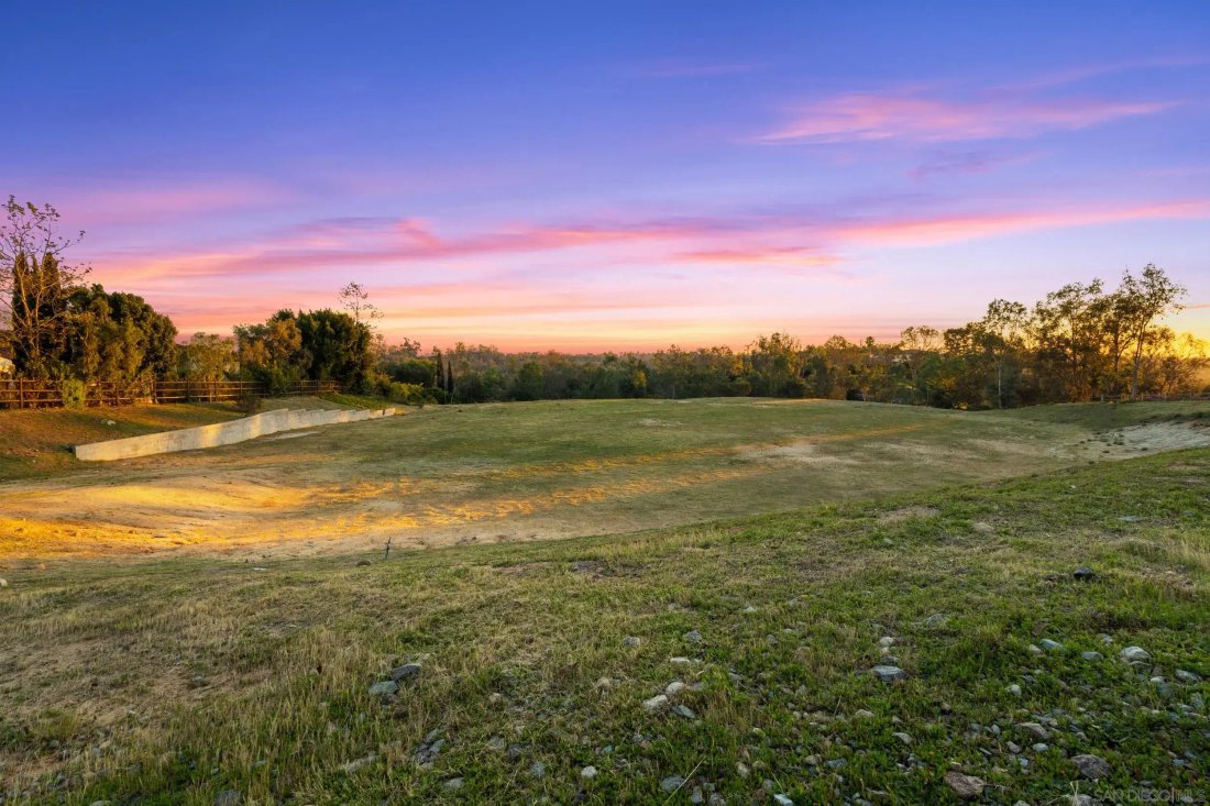 Land in Rancho Santa Fe, California, United States 5 - 18389592