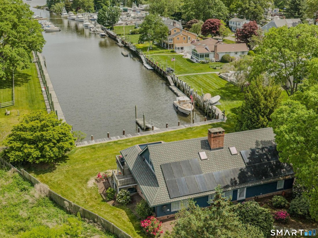 House in Old Saybrook, Connecticut, United States 2 - 18055589