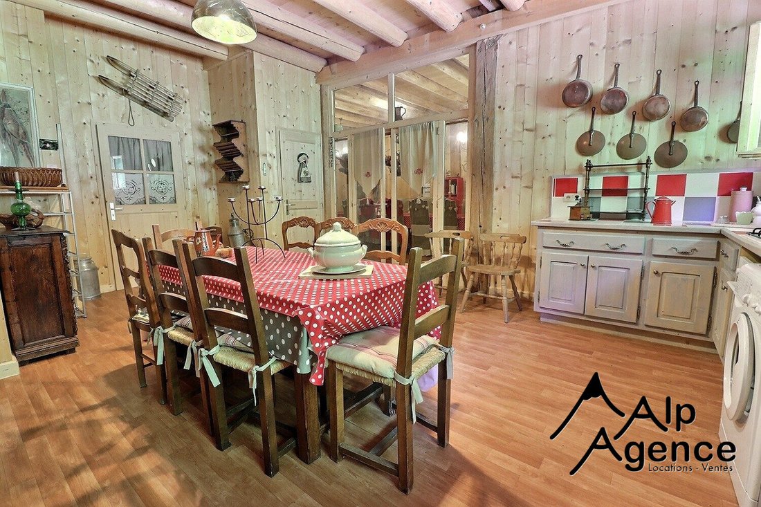 Chalet in La Côte-d'Arbroz, Auvergne-Rhône-Alpes, France 3 - 18389759