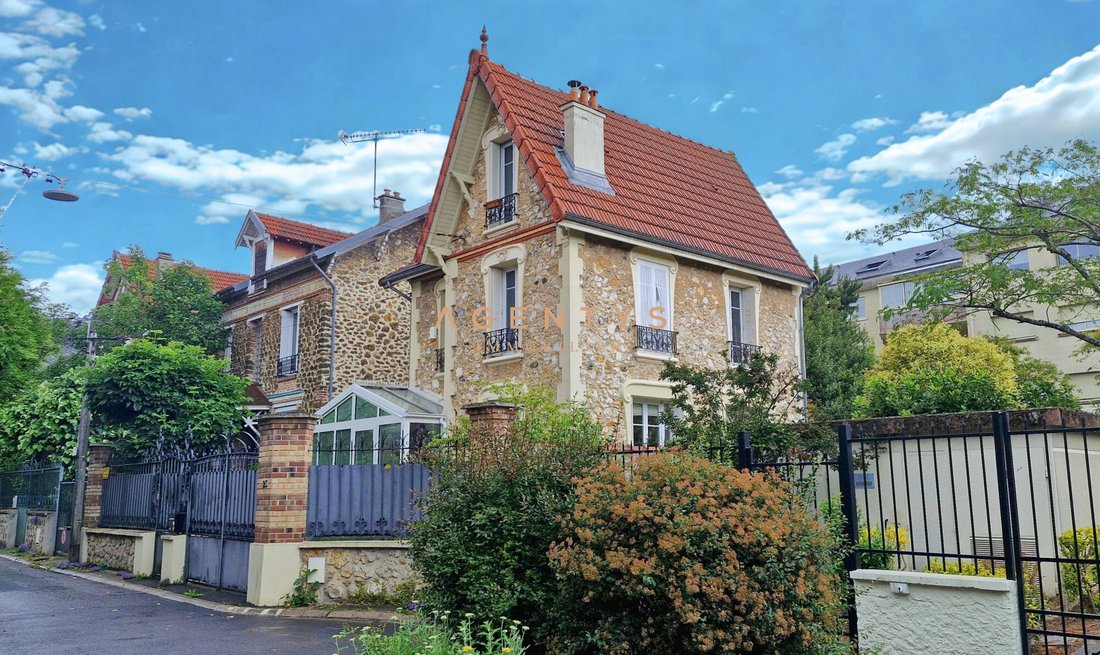 Casa a Ledru Rollin, Le Perreux-sur-Marne, Francia 1 - 18390036