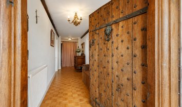 Country House in North Petherton, England 1