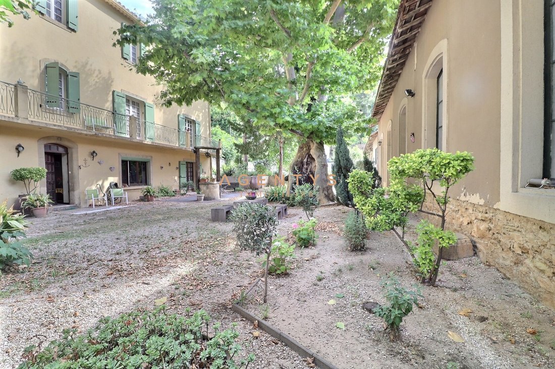 Country House in Saint-Chamas, Provence-Alpes-Côte d'Azur, France 1 - 18390006