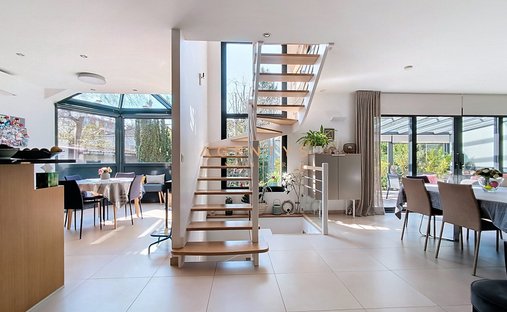 House in La Varenne, Saint-Maur-des-Fossés, France 1