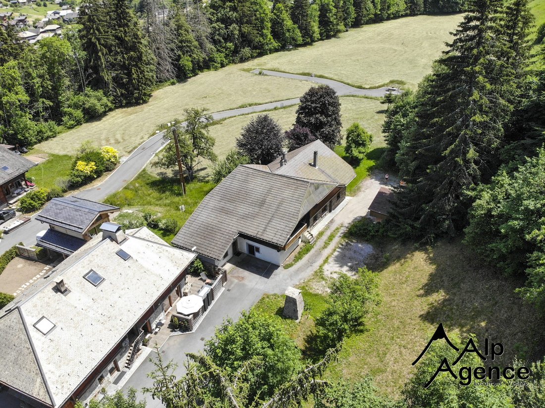 House in Morzine, Auvergne-Rhône-Alpes, France 4 - 18389858