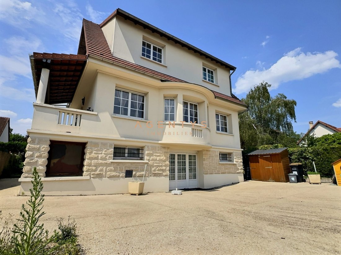 Casa en Le Plessis-Trévise, Isla de Francia, Francia 3 - 18389971