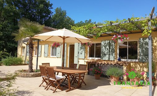 House in Blauzac, Occitania, France 1