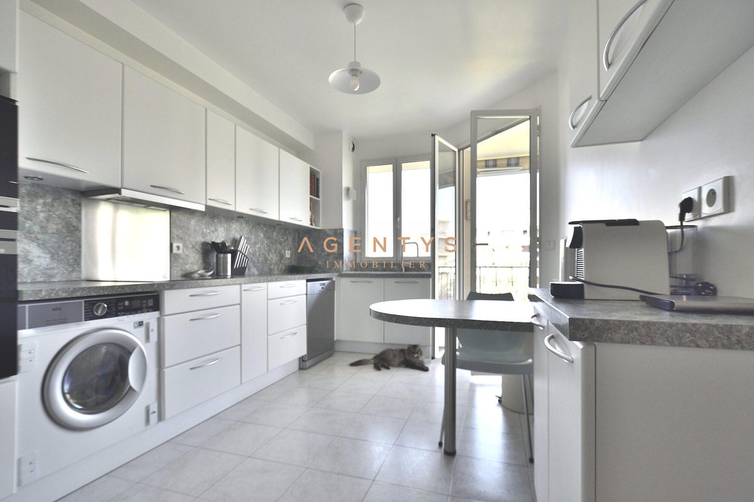 Apartment in Adamville, Saint-Maur-des-Fossés, France 3 - 18389910