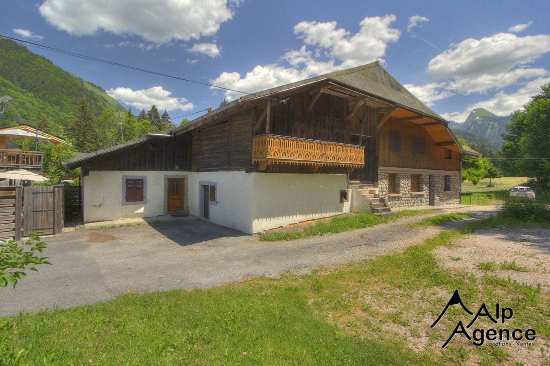 House in Morzine, Auvergne-Rhône-Alpes, France 3 - 18389834